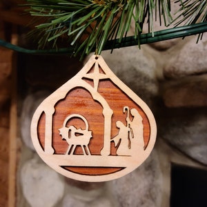Nativity Ornament - Manger 2