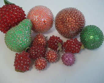 Mid Century French Vintage Beaded Fruit:14 Pieces Mid Century French Vintage Beaded Fruit:14 Pieces
