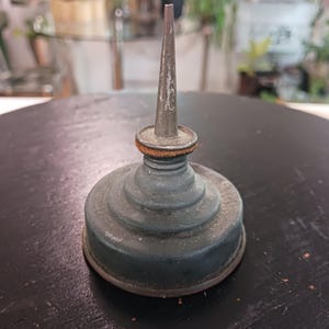 Vintage Oil Can, Vintage Machine Oil Can, Vintage Metal Can