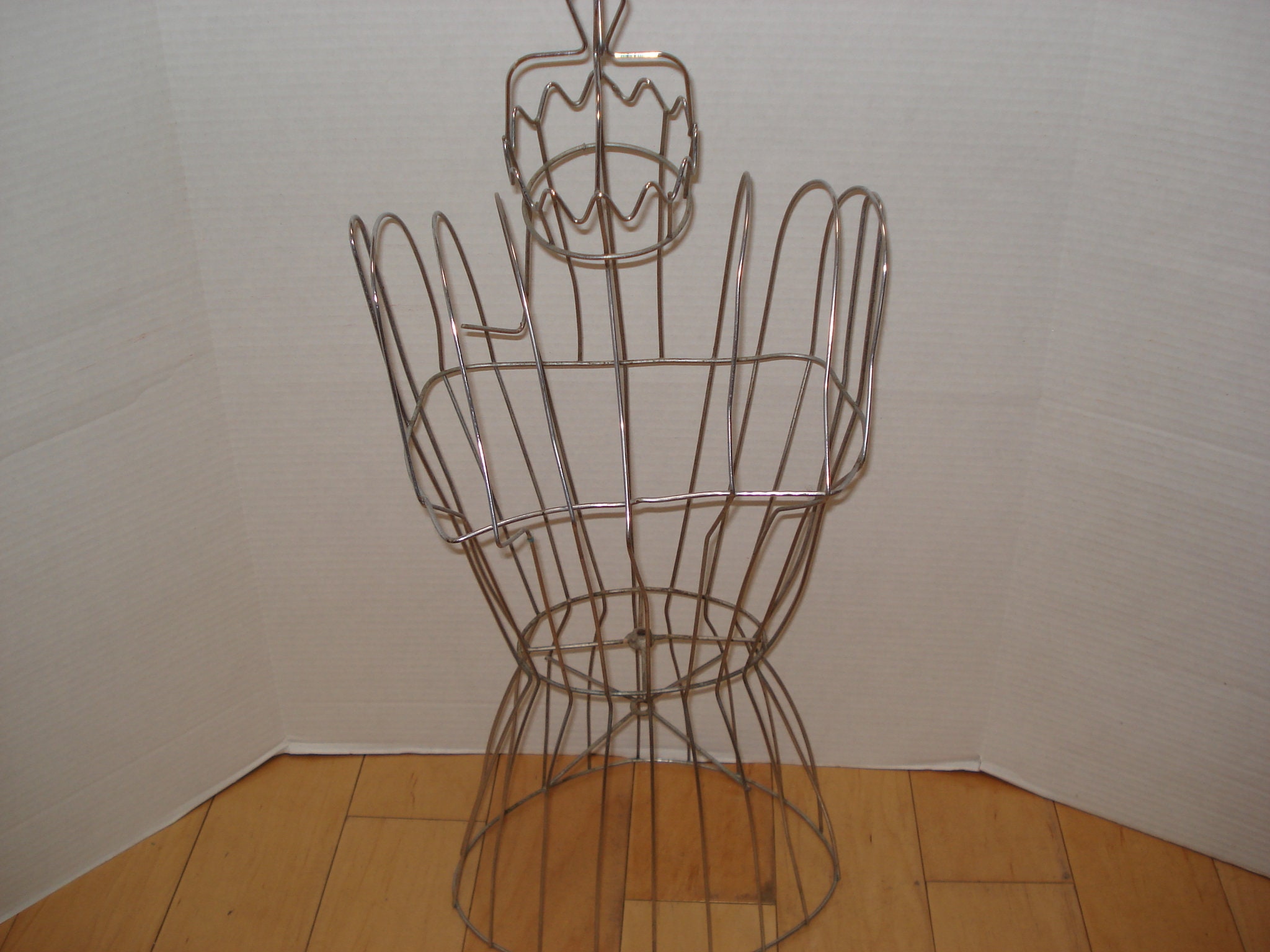 Vintage wire mannequin new arrivals