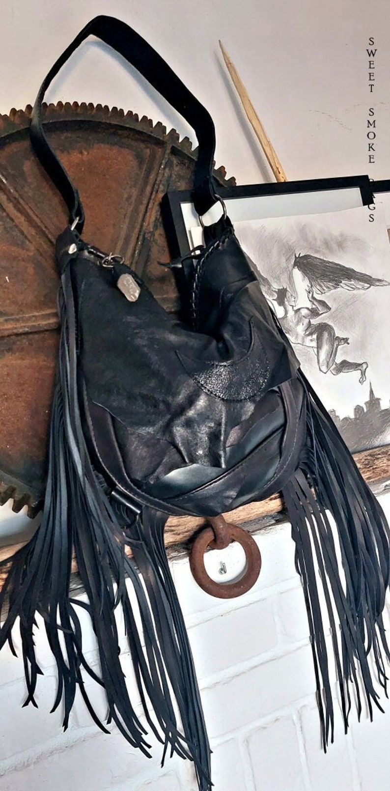 Black fringed fringe bag crescent moon metalhead goth gothic purse leather designer sweet smoke bags bike purse chain zdjęcie 1