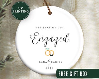 Adorno de compromiso personalizado, adorno navideño de compromiso personalizado, regalo de compromiso para recién comprometidos, adorno de recuerdo.