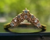 Diamond Star Cluster Chevron Wedding Band - Stardust Celestial Stacking Gold Ring