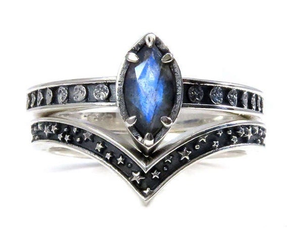 LAST ONE - Size 6-7.5 - Labradorite Moon and Stars Engagement Ring Set - Sterling Silver Lunar Wedding Rings