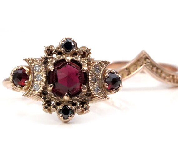 Ready to Ship Size 6-8 - Rose Cut Garnet Cosmos Moon Engagement Ring Set - Rose Gold with Black and White Diamonds