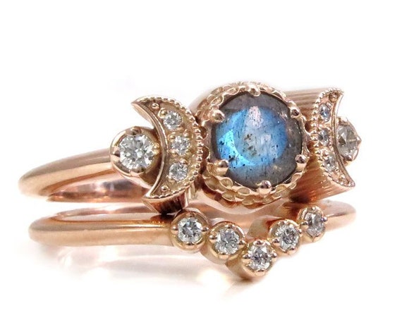 Hecate Moon Engagement Ring Set - Labradorite & White Diamonds with Diamond Chevron Wedding Band