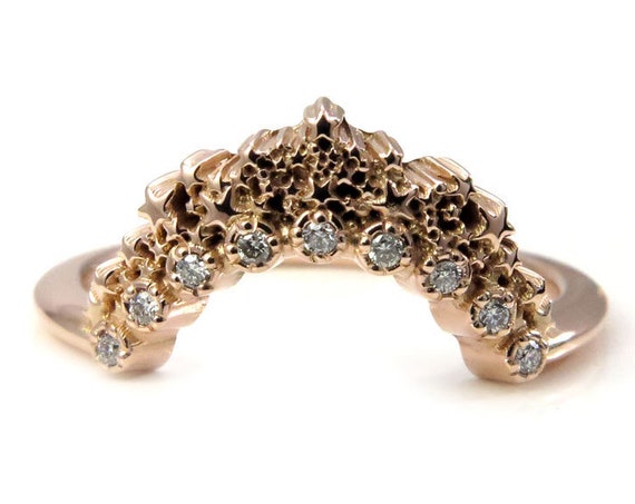 Star Crown Diamond Wedding Band - Curved Celestial Stacking Ring