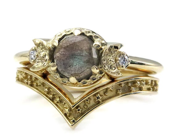 Labradorite Boho Moon and Star Engagement Ring Set - 14k Gold with Diamonds