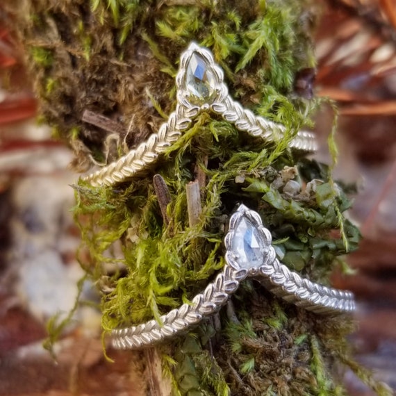 Sage Leaf Chevron with Natural Rose Cut Pear Diamond - Boho Wedding Band - Pick Your Diamond - 14k Gold
