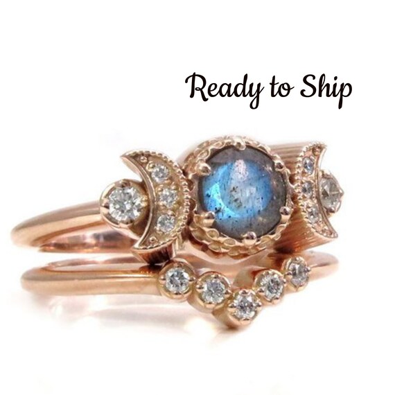 Ready to Ship Size 6 - 8 - Hecate Moon Engagement Ring Set - Labradorite & White Diamonds with Diamond Chevron Wedding Band