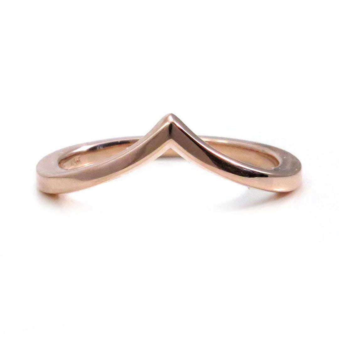 Pointed wedding best sale band