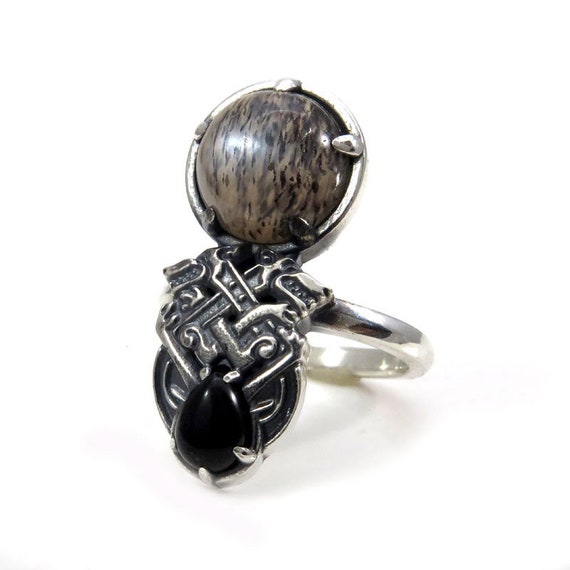 Celtic Beast Ring with Speckled Grey Moonstone and Onyx Pear - Sterling Silver