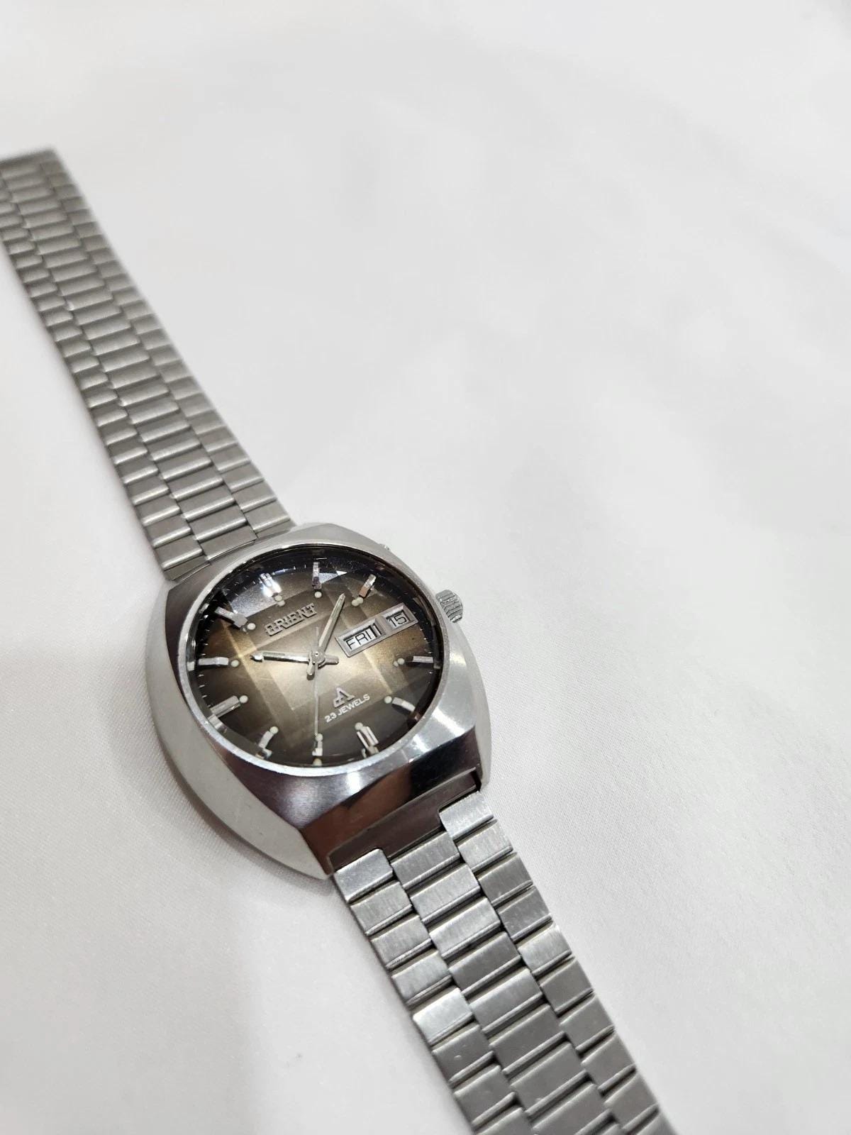 Vintage Orient Chrono Ace Automatic 0429-24460 Sunburst Dial 