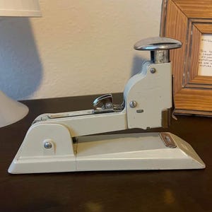 Vintage Swingline No 13 Stapler