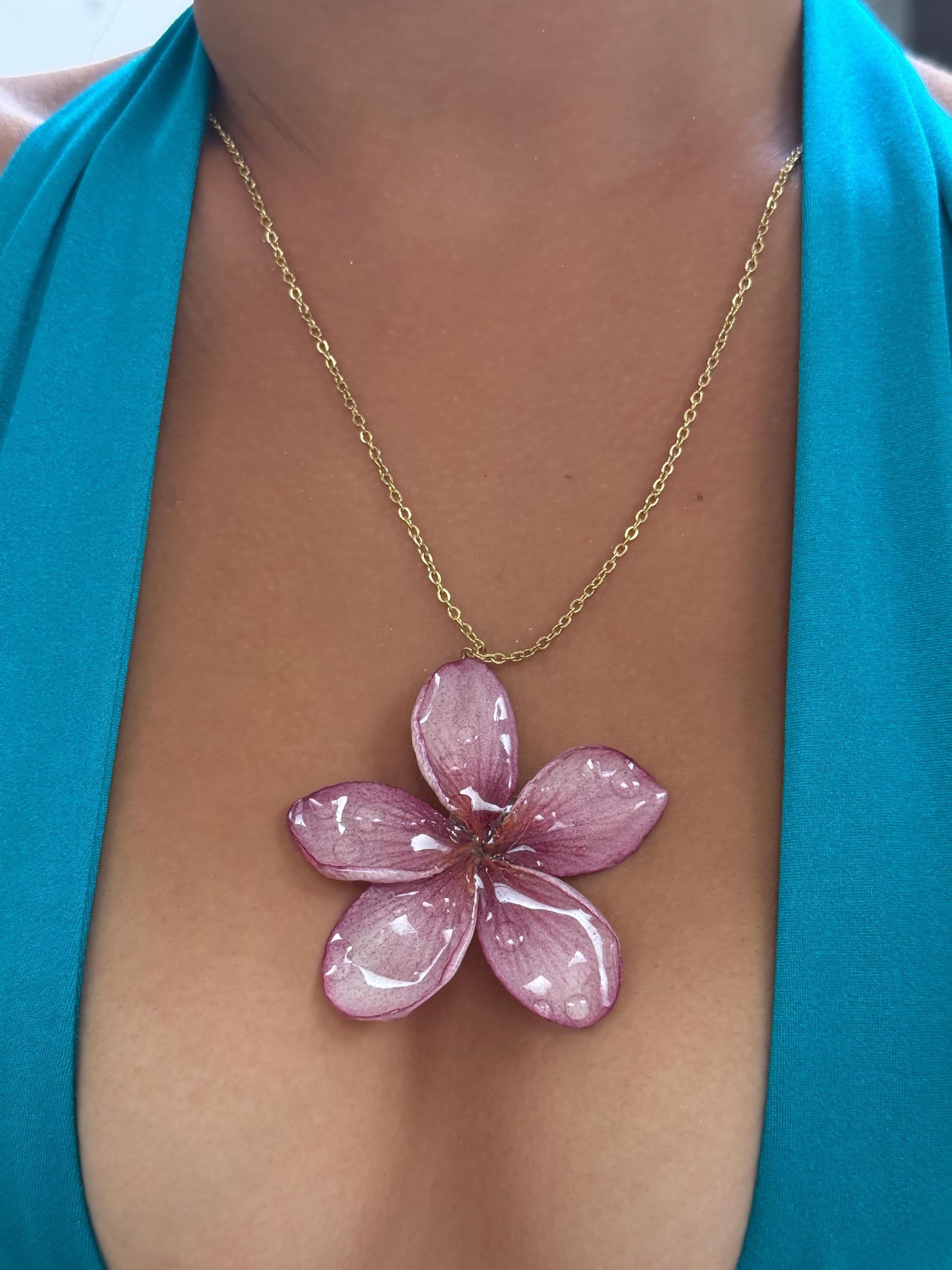 Collar Con Colgante De Plumeria De 15 Mm Y Circonita Cúbica De Plata Esterlina 925 Quilates De Estilo Hawaiano. - España
