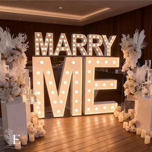 4フィートLEDイベント用大型ネオンライトPVC/KTボードマーキー文字＆数字（誕生日、結婚式、パーティー装飾用）