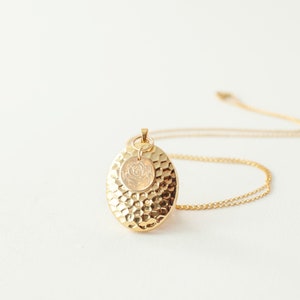 Birth Month Flower Necklace Gold Locket Necklace - Rose Gold Locket - Silver Locket Necklace - Photo Locket - Heirloom Locket