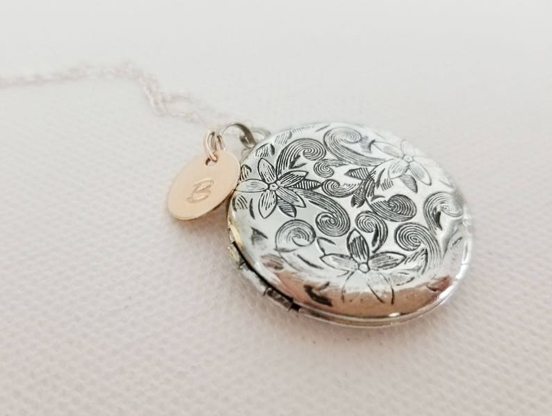 Bridesmaid Locket Necklace Rose Gold Locket Best Friend Gift Rose Gold Wedding Rose Gold or Silver Locket Rose Gold Necklace