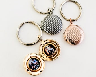 Medallón de fotos de plata antigua - Medallón de oro - Medallón de llavero de oro - Medallón de fotos de llavero - Regalo para papá - Medallón de llavero de mochila