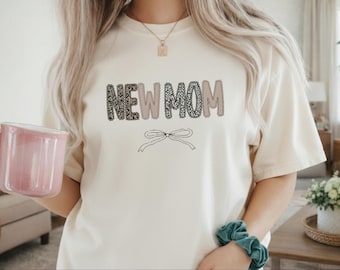 Koszulka z napisem „Nowa mama” | Koszulka z napisem „Ogłoszenie o ciąży”, neutralne kolory