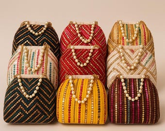 Bolsitas decorativas tipo potli: Bordadas con hilo, asa de perlas, ideales como detalle para bodas (5-100 unidades)