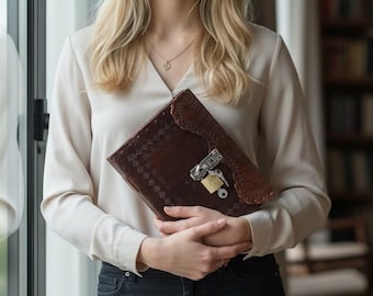 Diario de cuero hecho a mano con candado, diario personalizado