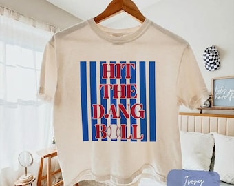 Camiseta corta de béisbol Hit The Dang Ball, camiseta deportiva con diseño a rayas, ideal para el día del juego y con colores cómodos.