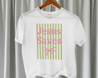 Camiseta corta a rayas con la frase "Jesús salva", camiseta de Jesús, camiseta cristiana, regalo para adolescentes, ropa cristiana, camiseta de color cómodo.