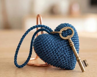 Crochet Heart Keychain Pattern | Amigurumi Charm, Beginner PDF (Digital Download)