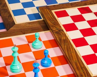 Bespoke Tournament Chess Set – Large Wooden & Leather Lacquered Board with Resin Pieces, Elegant Valentine’s Gift for Him
