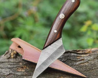 Cuchillo de Damasco único hecho a mano / Hoja de acero forjado / Mango de madera / Regalo rústico para exteriores