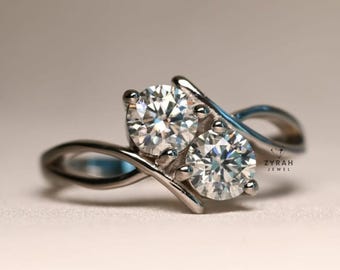 Twisted Bypass Engagement Ring, 1.84 Ct Round Moissanite Wedding Ring, Women&#39;s Toi Et Moi Ring, Two Stone Proposal Ring, You And Me Ring