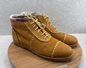 Sam & Libby Leather Ankle Boots 9 Tan Lace Up Boho Cottagecore Gorpcore VTG 90s