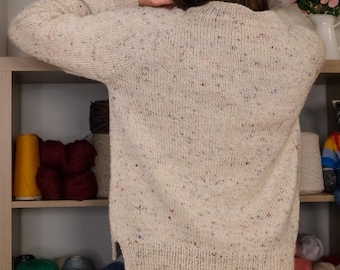 Easy Raglan Sweater Knitting Pattern with Video Tutorial (PDF file in English)