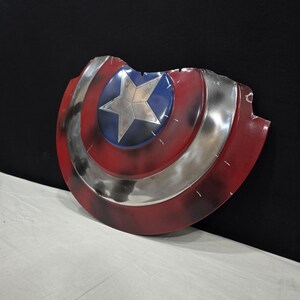 Battle Damaged Captain America Metal Shield Replica – Cosplay Display Decor image 5