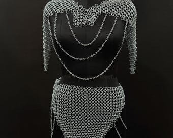 Handcrafted Medieval Chainmail Mantle and Skirt Set – Steel Knight LARP & Reenactment Armor