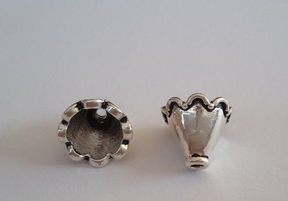 4 en argent Sterling 925 925 925 oxydé Flamenco jupe pétoncles perle Caps fin Cap cône Beads(8 mm inner diameter) 6be34d 4 en argent Sterling 925 925 925 oxydé Flamenco jupe pétoncles perle Caps fin Cap cône Beads(8 mm inner diameter) 6be34d