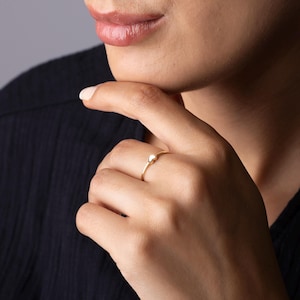Anillo de corazón de oro macizo de 14 quilates: delicado anillo minimalista, joya romántica para el día a día, anillo de compromiso hecho a mano, regalo para mujeres y niñas.