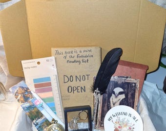 Dark Academia Book Box, Blind Date Book, Vintage, Secret Society