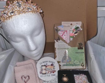 Blind Date Book-Royal Fantasy Book Box with Costume Jewelry, Gift for Book Lovers
