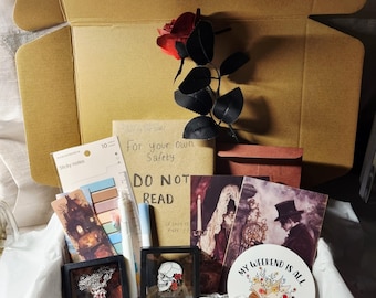 Paranormal Horror | Book Box | Gift Book Lovers | Blind Date