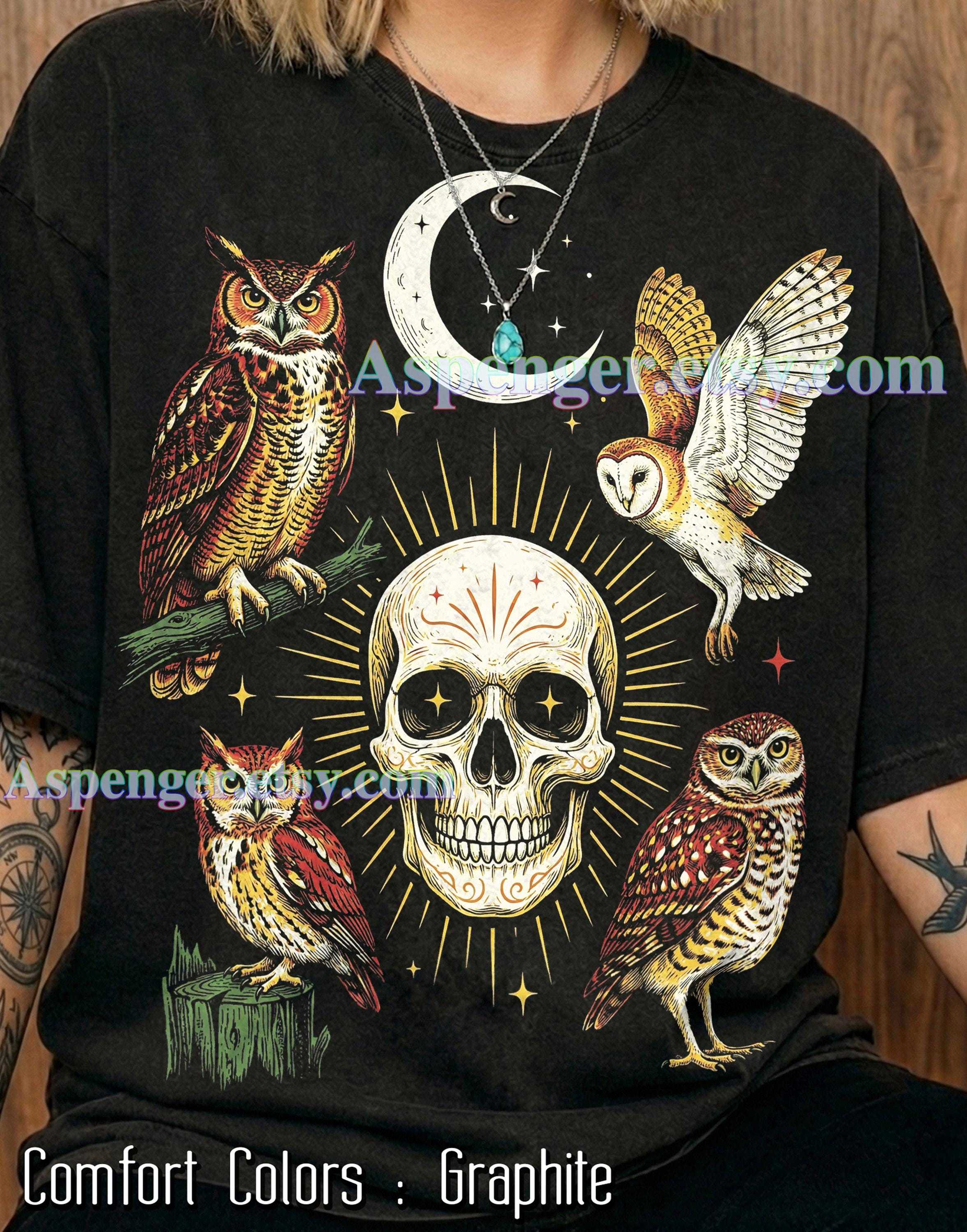 Vintage Owl Skull 90S Graphic Style Comfort Colors&reg; Tshirt, Retro Nocturnal Bird Faded Sweater, 