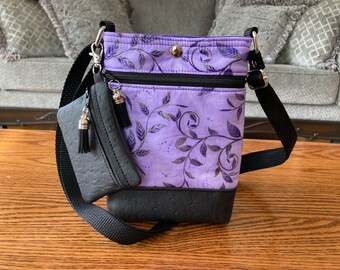 Cellphone Holder with Adjustable Strap, Crossbody Cellphone Holder, Crossbody Pouch