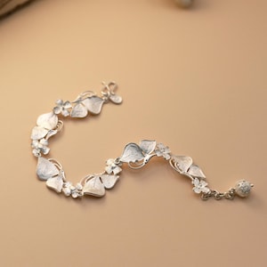 Pulsera de mariposa en flor de plata fina 999 hecha a mano • Joyería natural