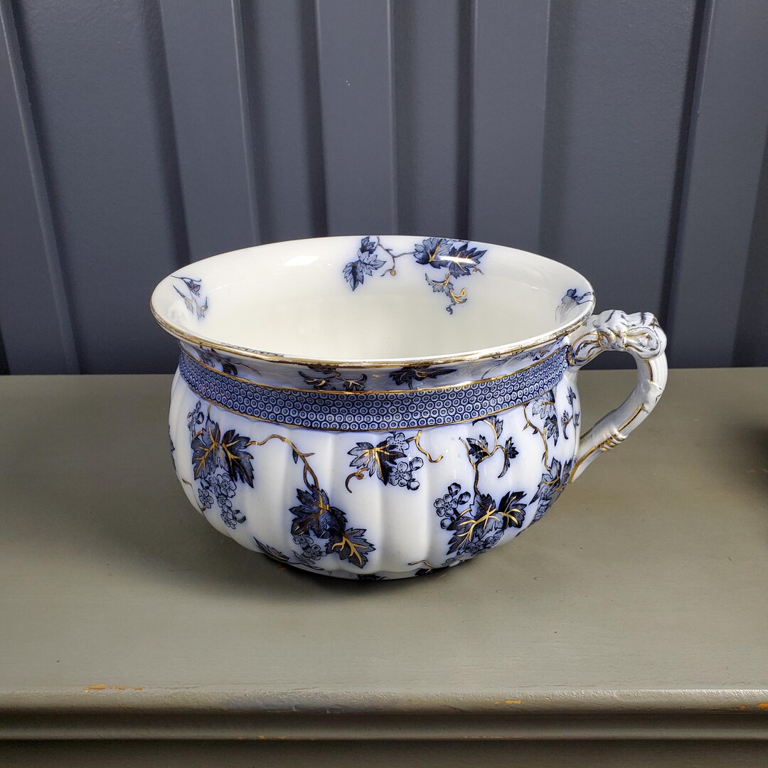 Antique Ridgways Chamber Pot – “bordeaux” Blue Grapevine & Gilt, Stoke ...