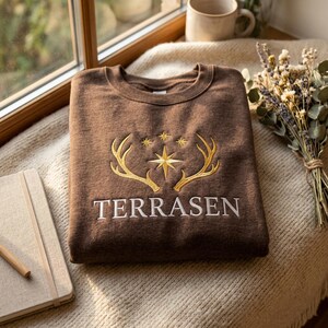 Terrasen Embroidered Sweatshirt, Aelin Galathynius Throne of Glass Shirt