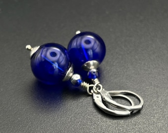 Boucles d'oreilles pendantes faites main en verre creux bleu, bijoux de mariée