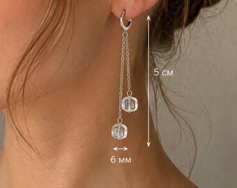 Boucles d'oreilles cubes transparents, créoles argentées, boucles pendantes minimalistes, verre, cadeau femme