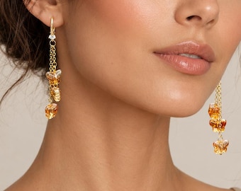 Boucles d’oreilles papillons ambre en verre, bijoux dorés pendants, longues boucles artisanales, cadeau femme