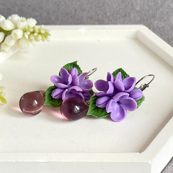 Lilac flower earrings, Dainty earrings, Purple Lilac Spring Jewelry, Floral earring, Minimalist jewelry